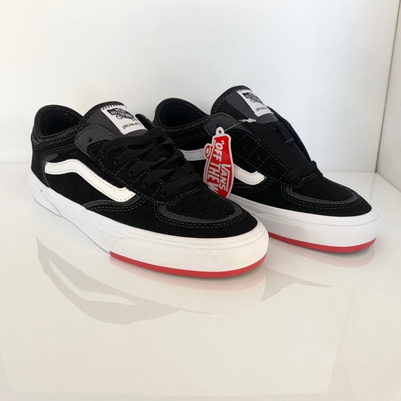 Vans Sneakers - Picture 2 of 10